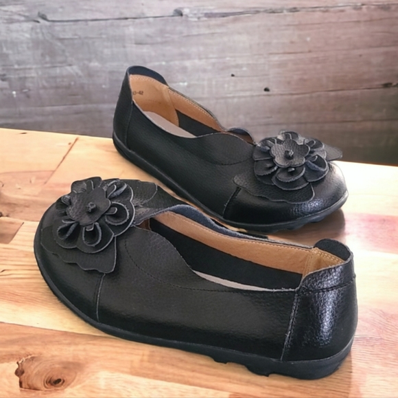 EURO HAND STITCHED Black Leather Flats 9.5 10 Floral Bubble Loafers Lagenlook - Picture 14 of 16